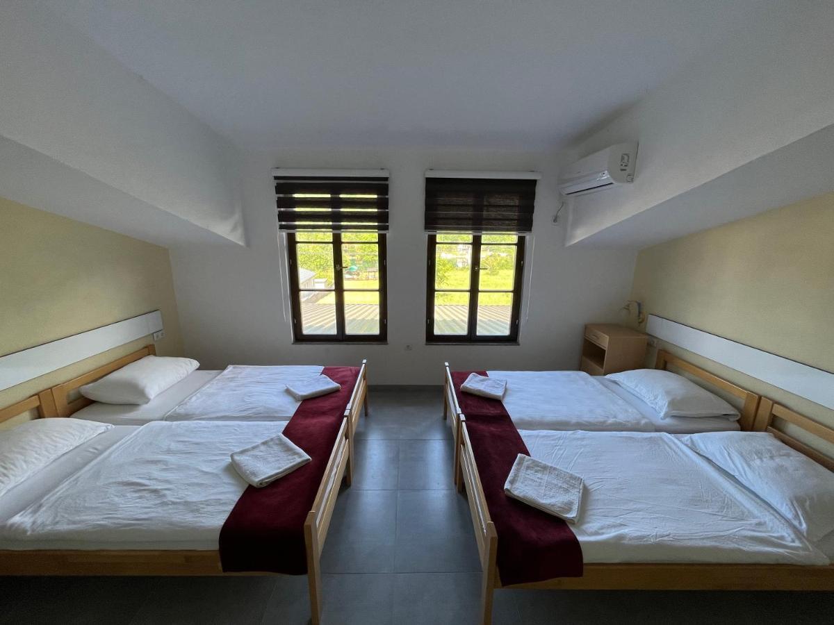Rooms And Apartments Neron Bihac Lohovo Eksteriør billede