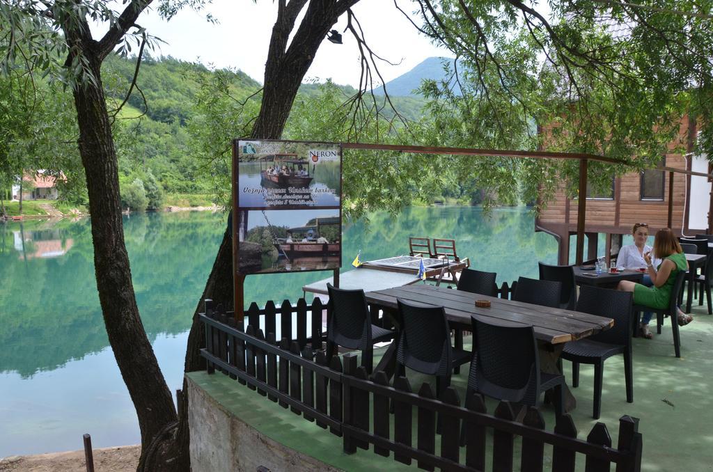 Rooms And Apartments Neron Bihac Lohovo Eksteriør billede