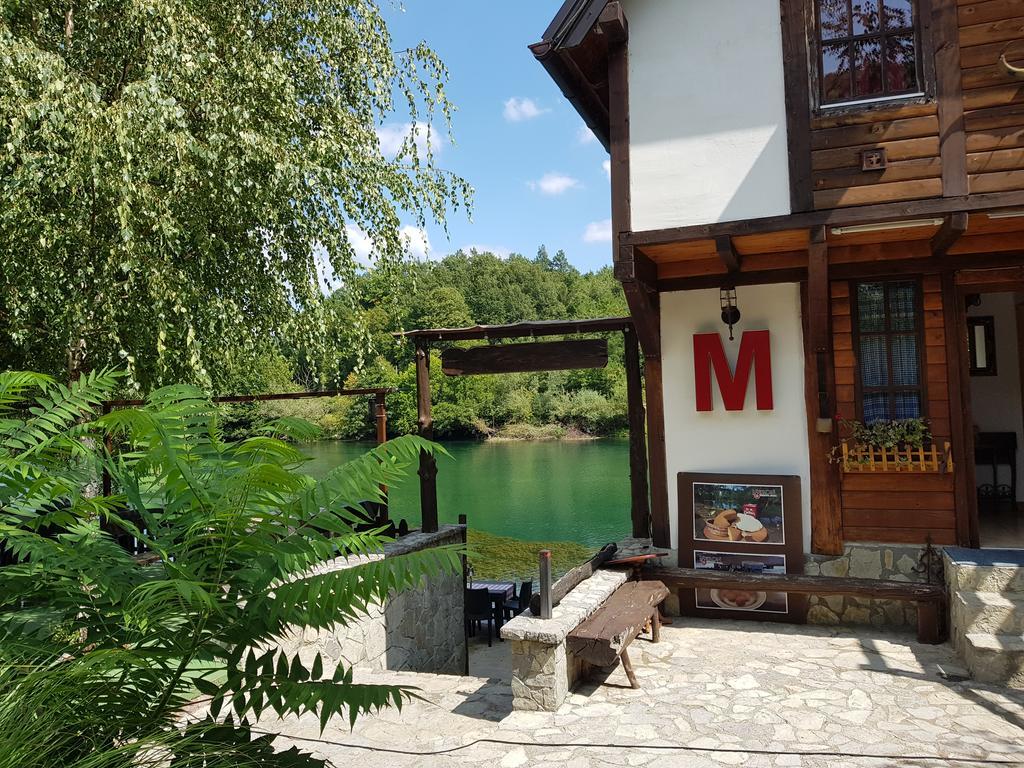 Rooms And Apartments Neron Bihac Lohovo Eksteriør billede